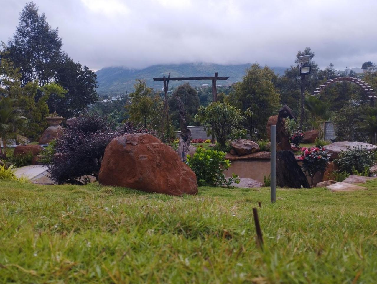 Homestay Chan Que เบ๋าลอก ภายนอก รูปภาพ